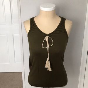 Tie yoke tank.